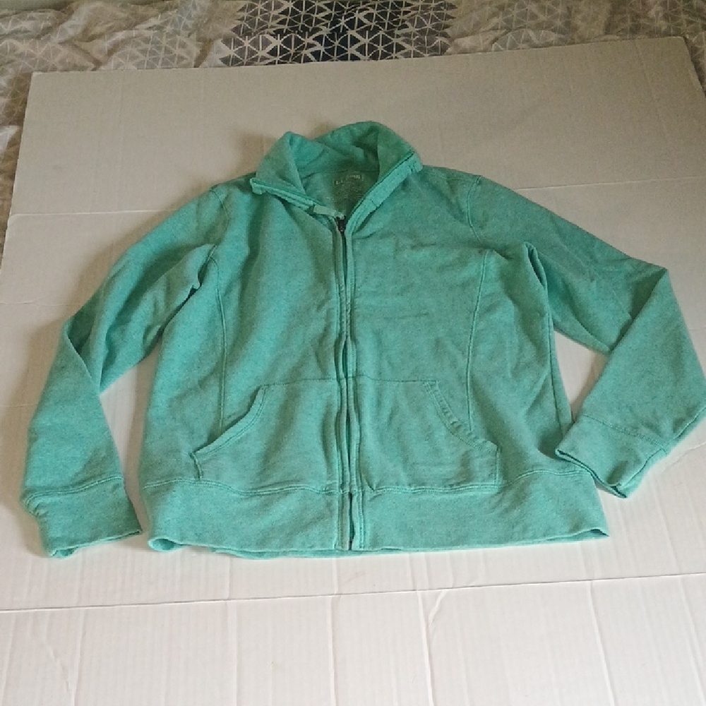 L.L. Bean Zip Up Sweat Shirt Woman's M
